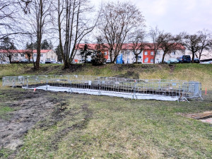 Mezi Malým a Velkým jezem město vybuduje lezeckou stěnu. Hotová bude na konci dubna